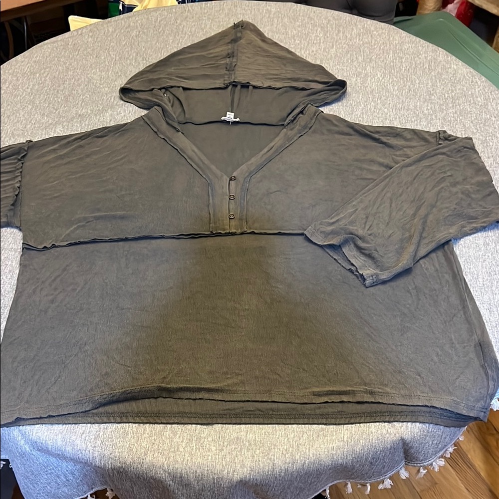 POL Long Sleeve Hooded Tee
